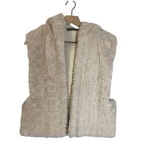 Do Everything In Love Faux Fur Hooded Vest Cream Oatmeal Open Front One Size